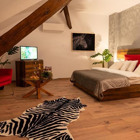 Boutique 17B Apart otel Sibiu Dış mekan fotoğraf