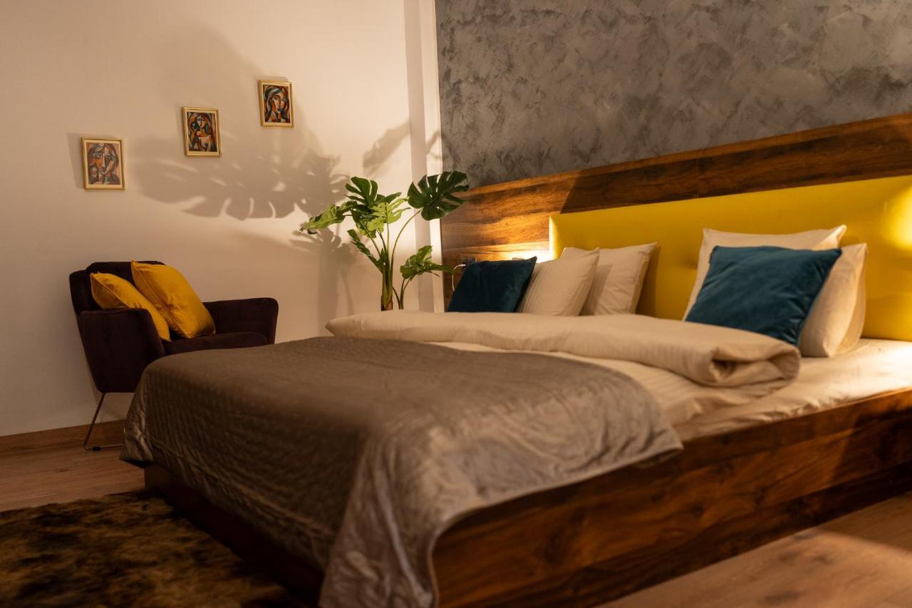 Boutique 17B Apart otel Sibiu Dış mekan fotoğraf
